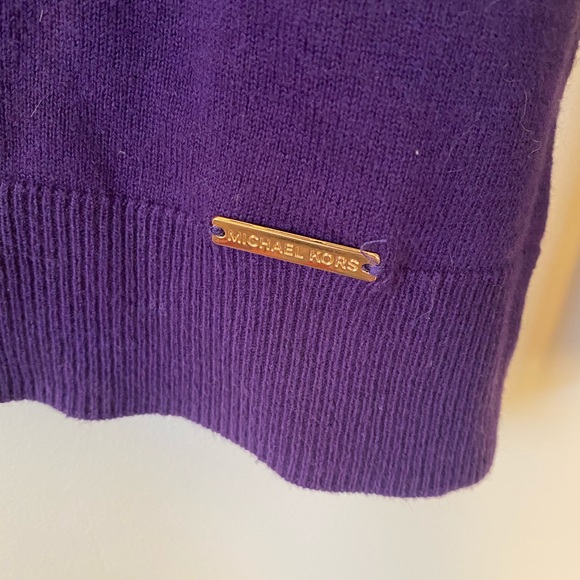 Michael Kors NWOT purple sweater, size small - Picture 4 of 5